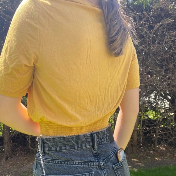 Aritzia Top - Picture 3 of 5